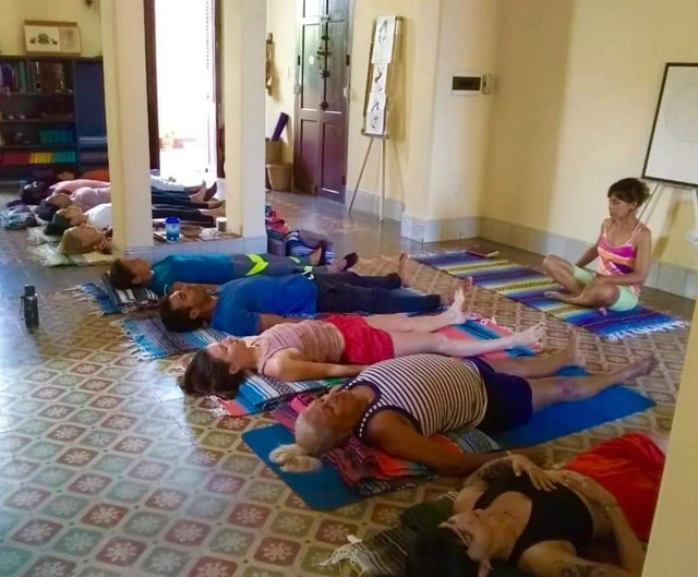 Clases de yoga en Cuba
