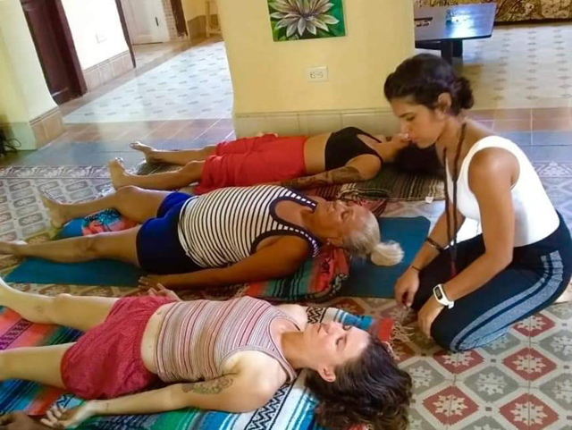 Cuba - Sesión de Yoga