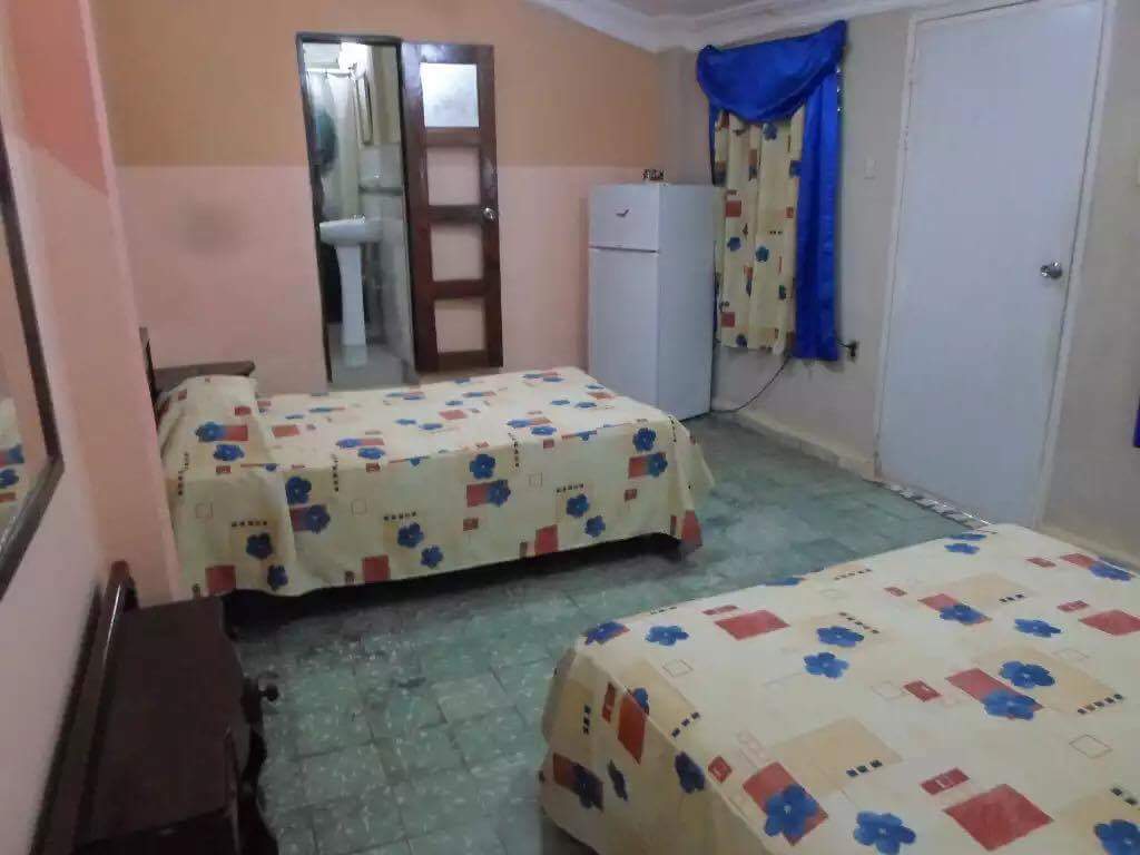 Cuba Lodging 01 